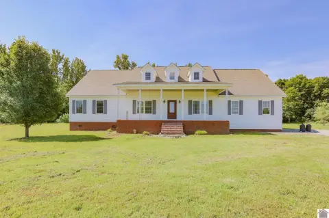 Residential Home on Rural Acreage