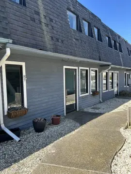 Commercial Unit in Sea Isle