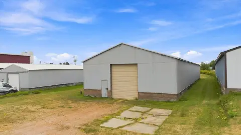 Warehouse With Mezzanine Storage