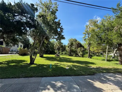 Residential Lot Near Riverwalk Park
