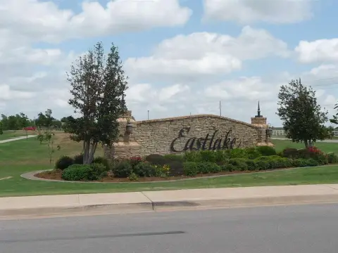 Residential Land in Lawton, OK