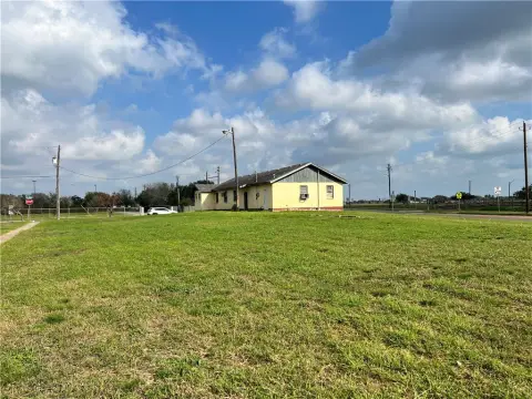 Versatile Land in Corpus Christi