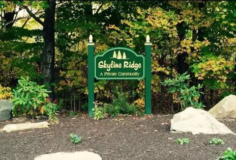 Berkshires Homesite: Wooded 2.38 Acres