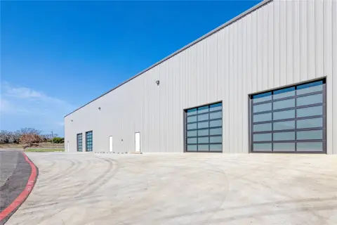 Flex Space with Overhead Doors