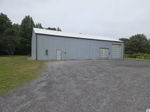 Live-Work Warehouse with Offices