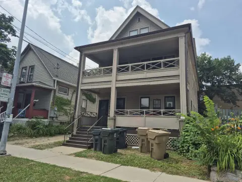 Downtown 3-Unit Residential Income