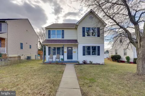 Versatile Multifamily Property in Hagerstown