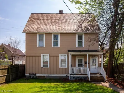 Cleveland Duplex with Income Potential