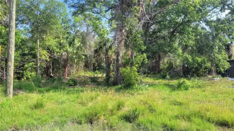Residential Land in Hudson, FL