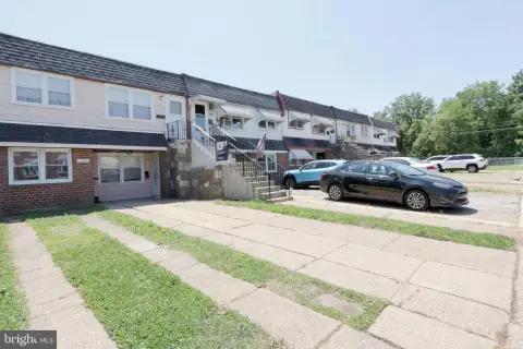 Vacant 2-Unit Duplex