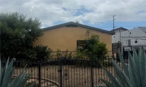 Duplex with Detached Garage