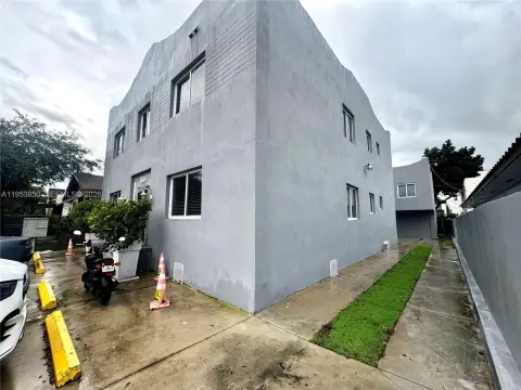 Multifamily Property in Little Havana