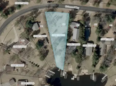 Lakefront Vacant Residential Parcel