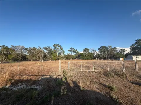 1.25 Acre Fenced Lot