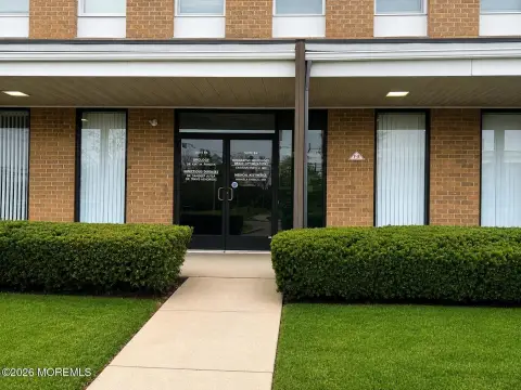 Move-In-Ready Medical Office Suite