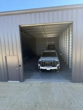 Contractor Storage Warehouse Bays