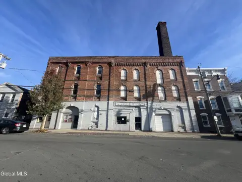 Troy Warehouse with Mixed-Use Potential