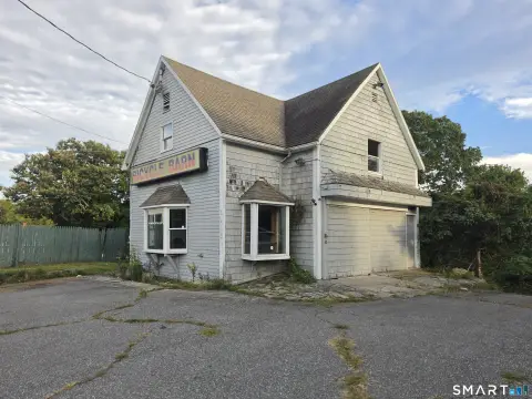 Mixed-Use Property with Apartment