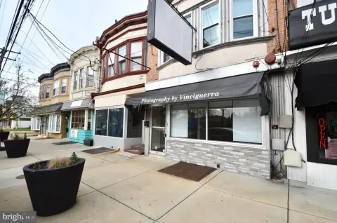 Mixed-Use Property in Haddon Township