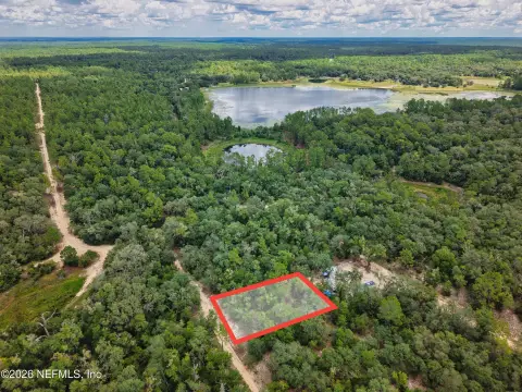 Land in Hawthorne, Florida