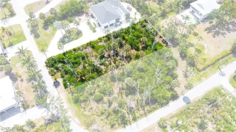 Vacant Lot Near Sanibel Island