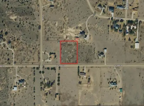 Land in Timbercreek Canyon