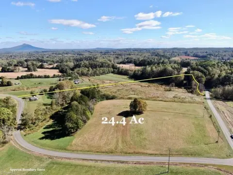 24.4 Acres Pastureland in Ararat, NC