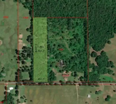 Land in Northern Red River County