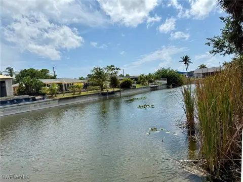 Waterfront Triple Lot in Cape