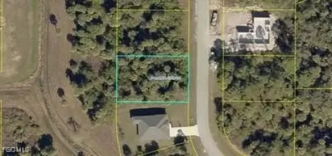 Land in "City Under Oaks"