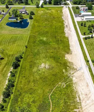 Residential Land in Roanoke, IN