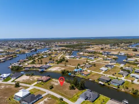 Waterfront Lot in Cape Coral