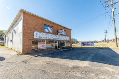 Savannah Commercial Property with Warehouses