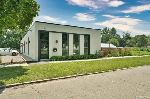 Renovated Commercial Property in Detroit