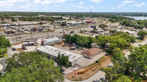 Leased Flex Space with Storage