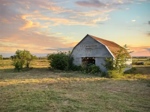 Ranch and Farm Land with Year-Round Creek
