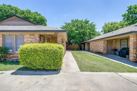 Six-Unit Triplex Portfolio
