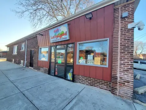 Mixed-Use Building with Laundromat