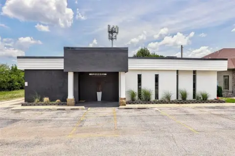 Renovated Medical Office For Sale