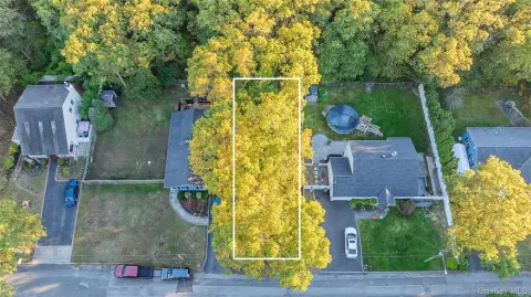 Residential Land in Patchogue, NY