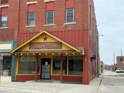 Mixed-Use Building in Downtown