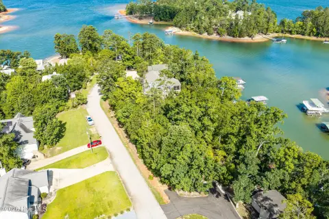 Deep-Water Cove Waterfront Land