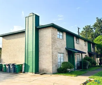 Well-Maintained Victoria Fourplex Investment