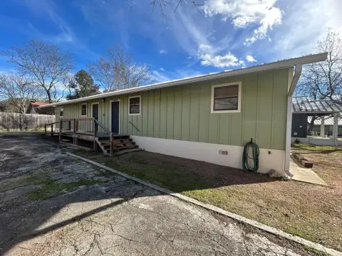 Kerrville Cottage with Commercial Potential