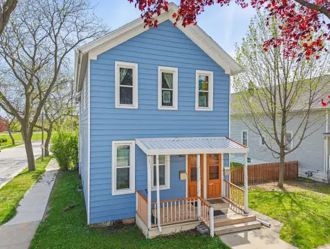 Bay View Duplex with Updates