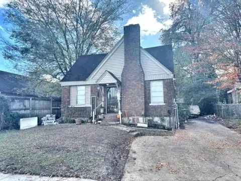 Occupied Midtown Duplex