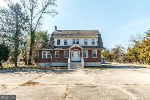 Vineland Multifamily and Warehouse Opportunity