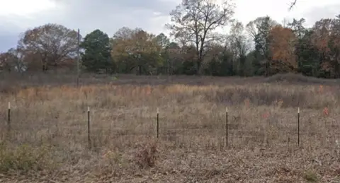 Unrestricted Land Near Lakes