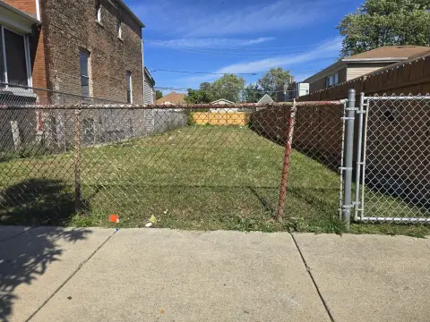 Vacant Lot in Auburn Gresham