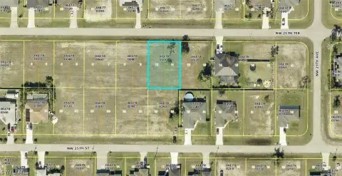 Residential Land in Cape Coral